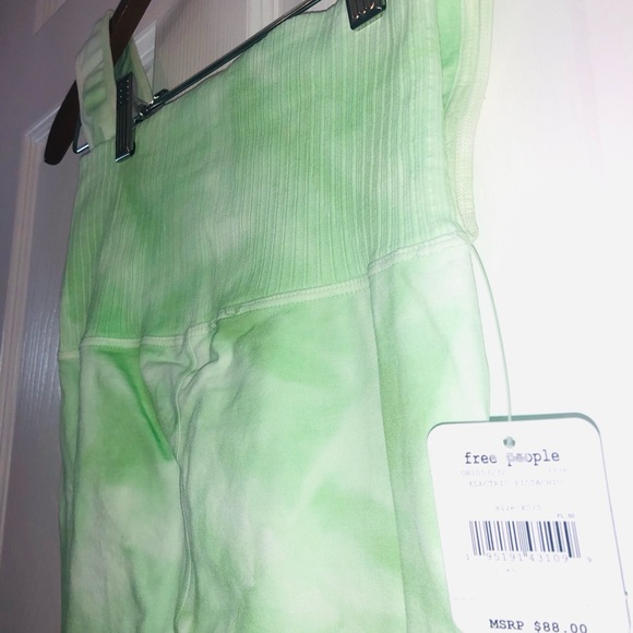Free people sports bra and legging set (Xs/S) - Picture 9 of 9